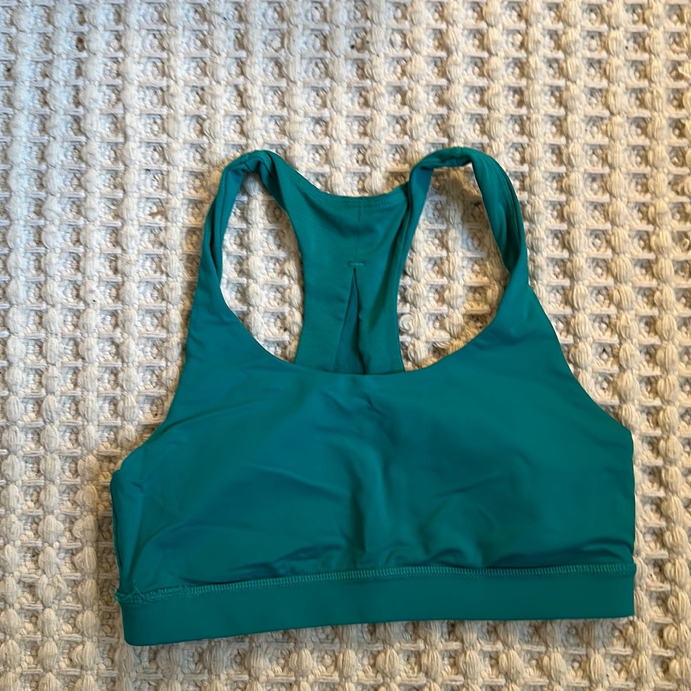 Lululemon Green Sports bra